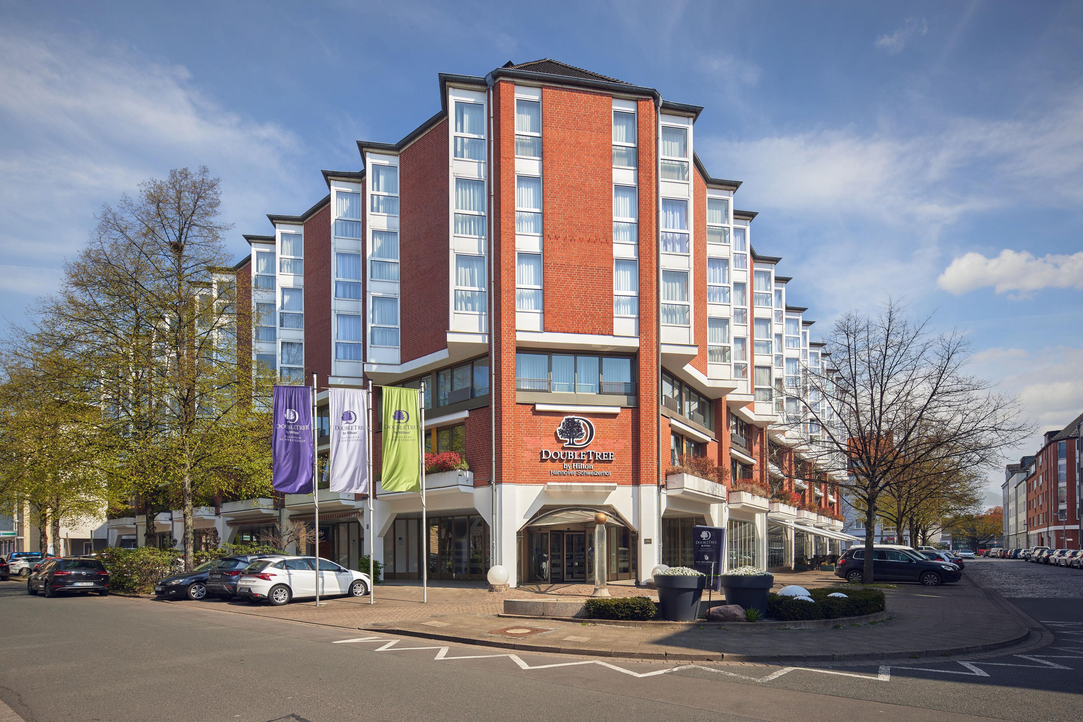 Doubletree By Hilton Hannover Schweizerhof Hotel Exterior photo